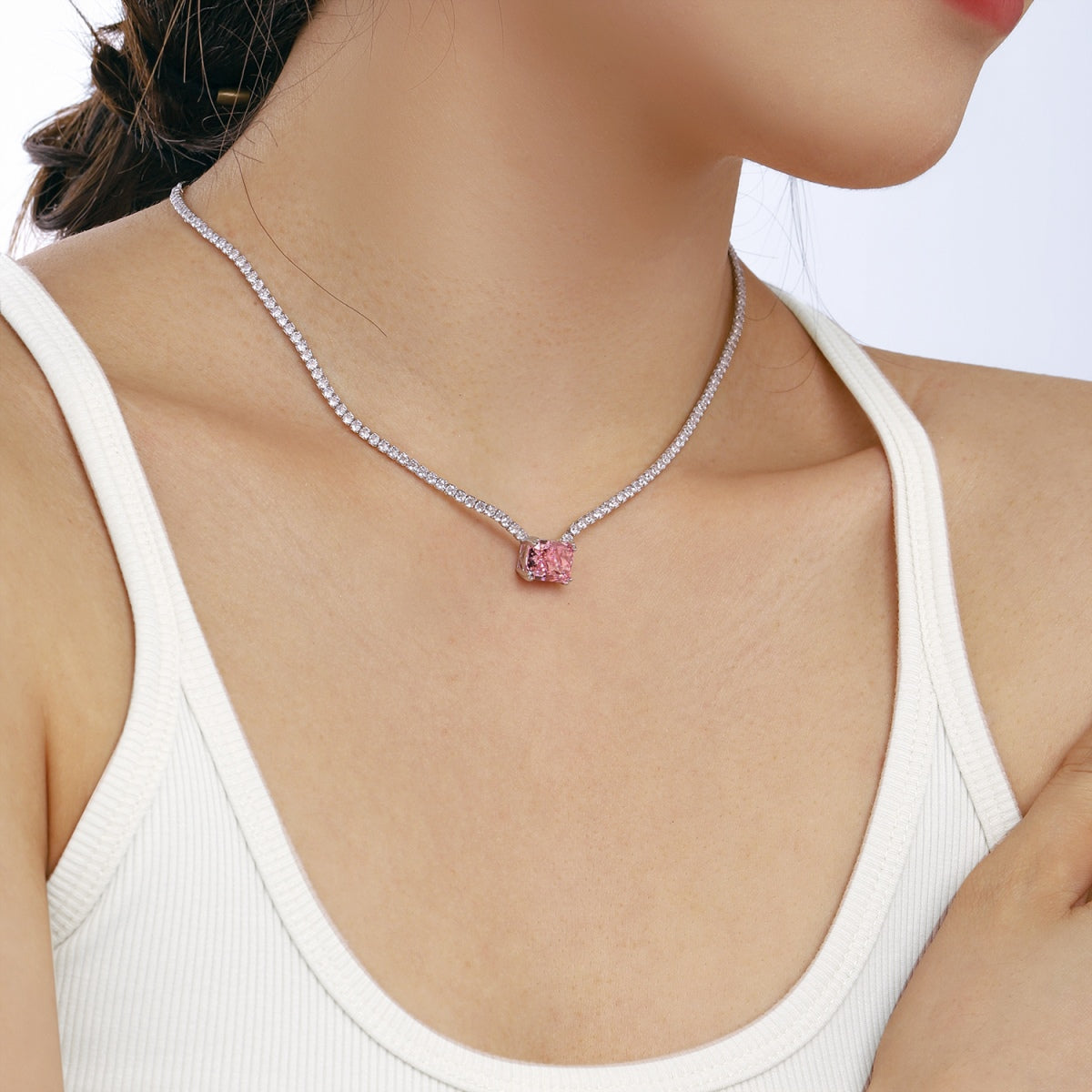 [LORA]4.0 Carat Elegant Radiant Cut Necklace