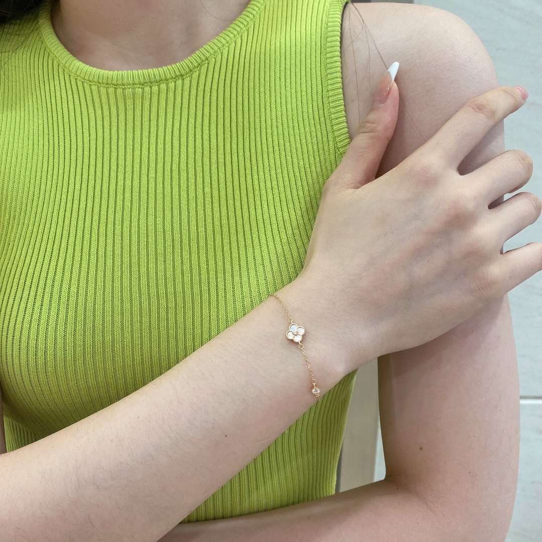 [LORA]Delicate Four Leaf Clover Bracelet