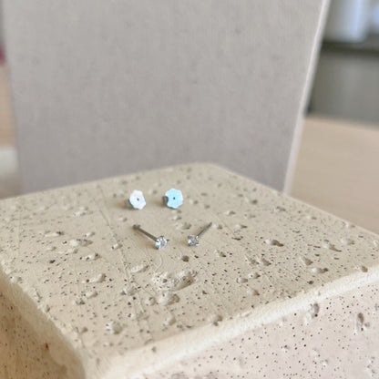 [LORA]Delicate Solitaire Earrings