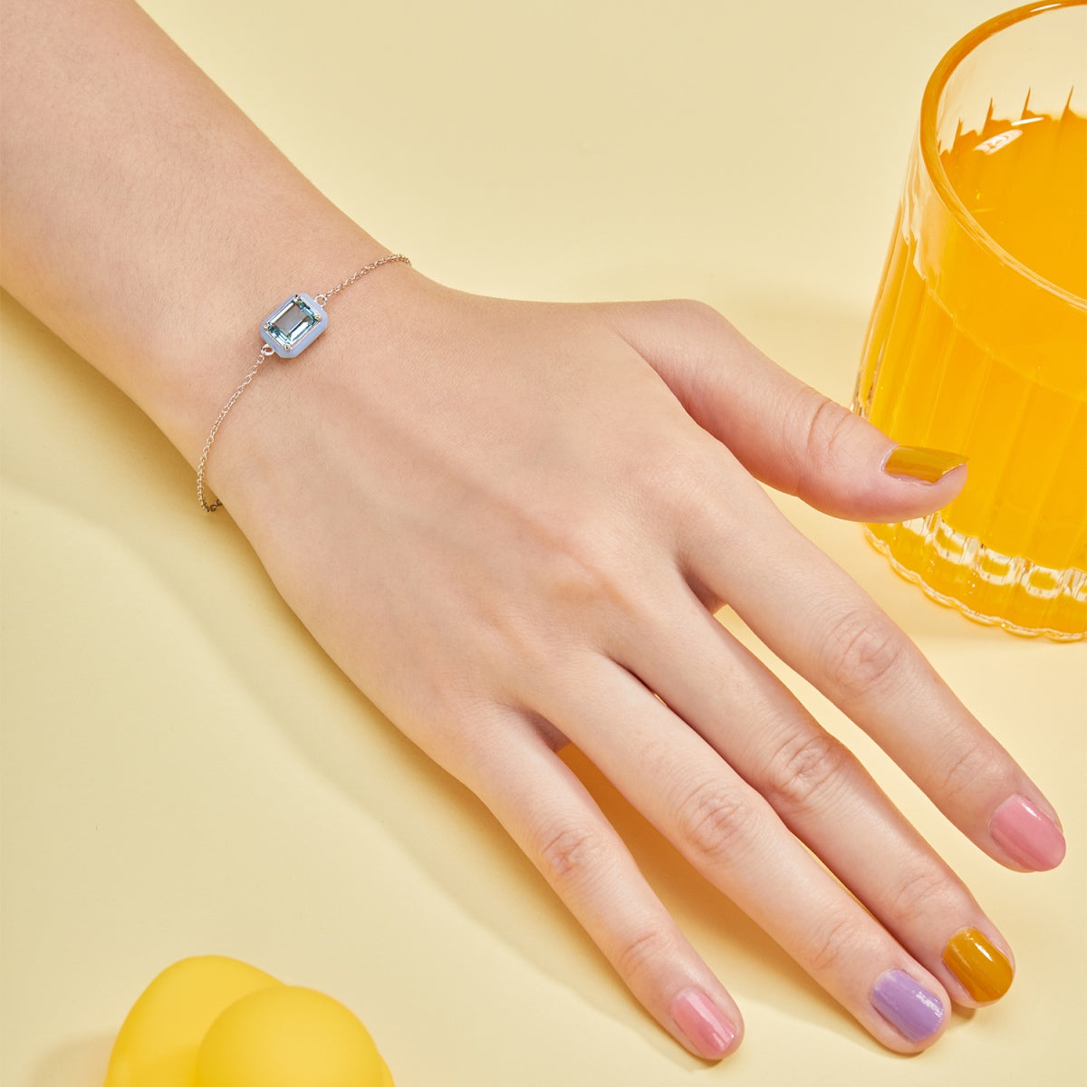 [LORA]2.0 Carat Sparkling Colorful Emerald Cut Daily Bracelet