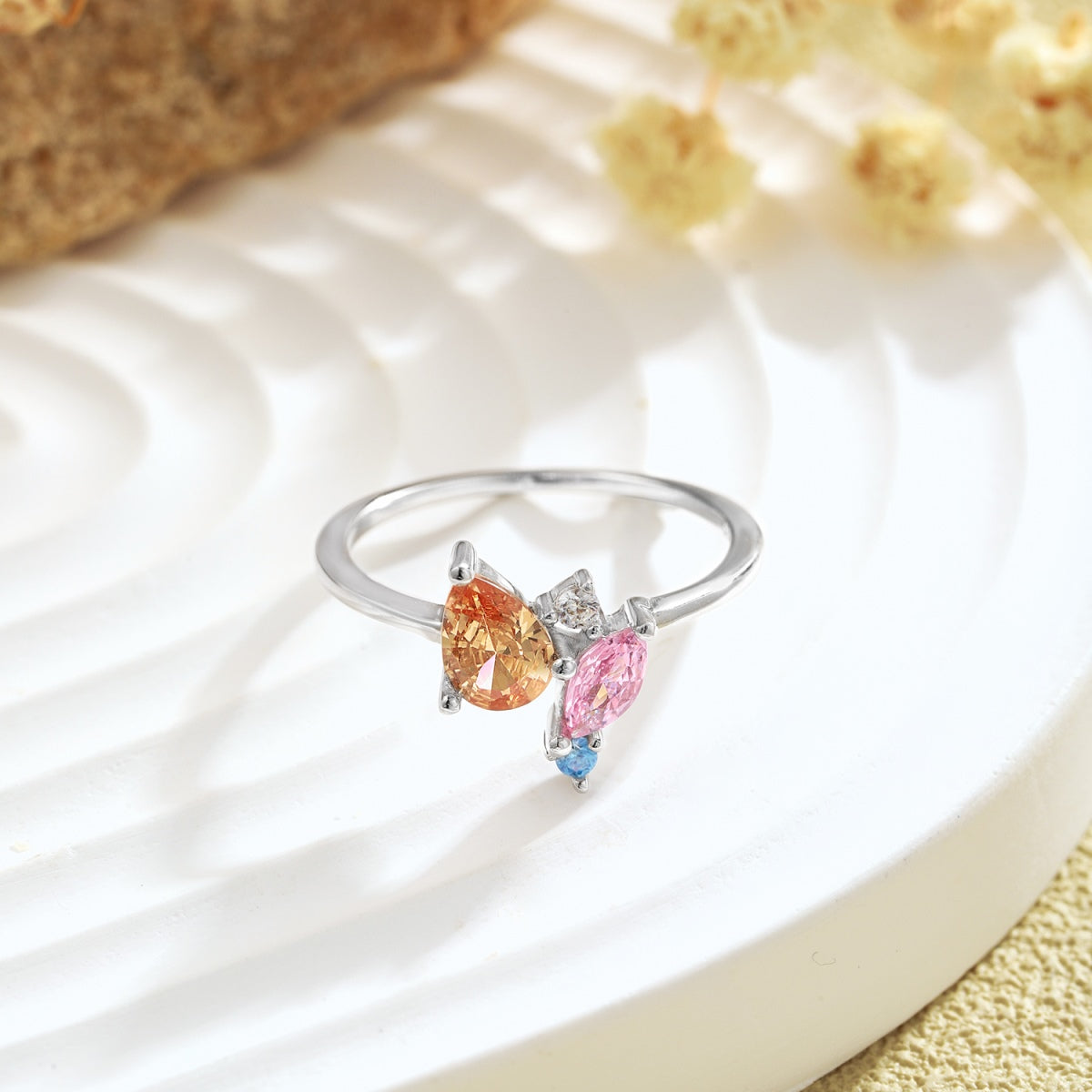 [LORA]Radiant Colorful Multi Cut Daily Ring