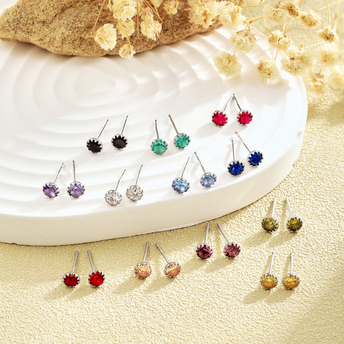 [LORA]Sparkling Colorful Round Shape Earrings