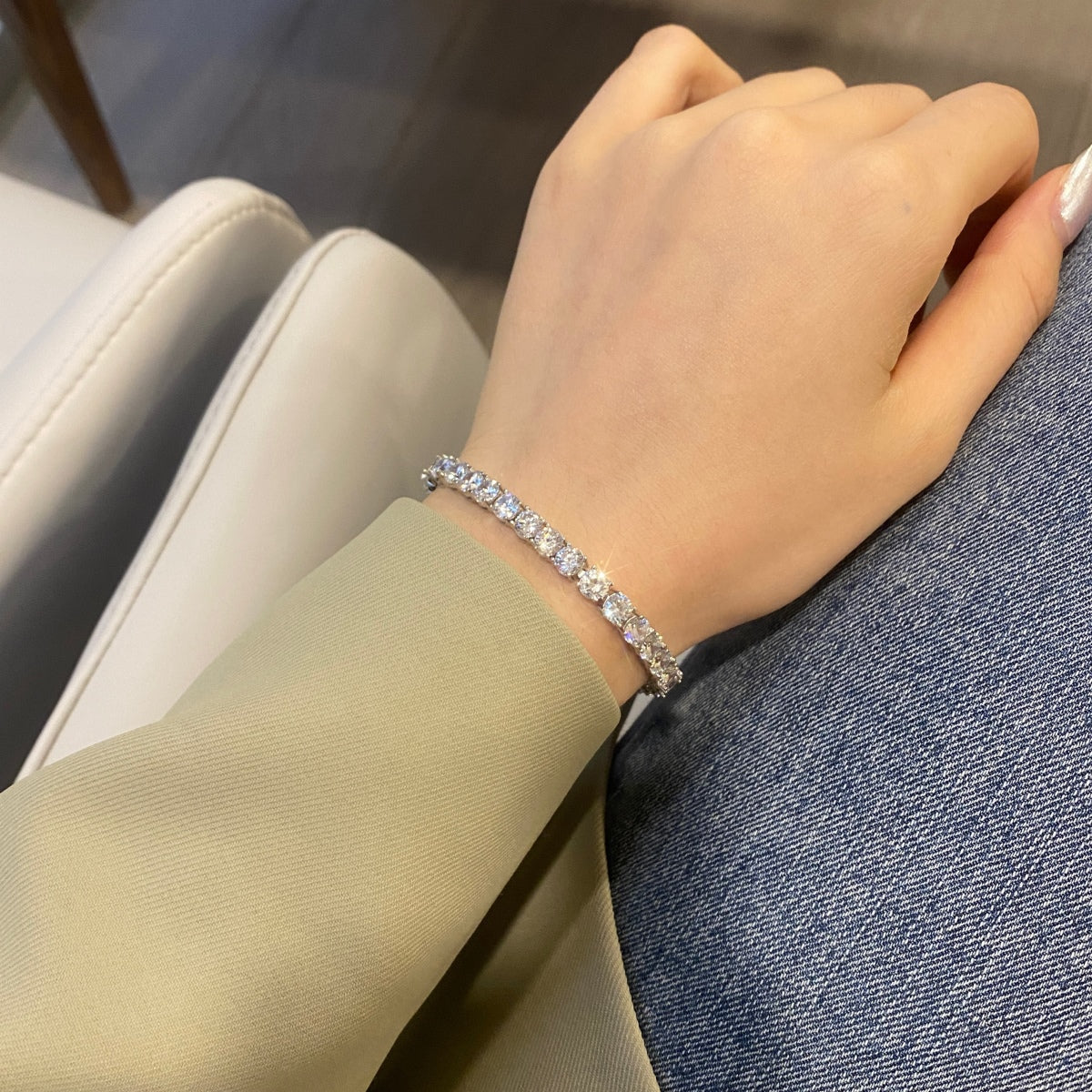 [LORA]Ornate Sparkling Round Cut Wedding Bracelet