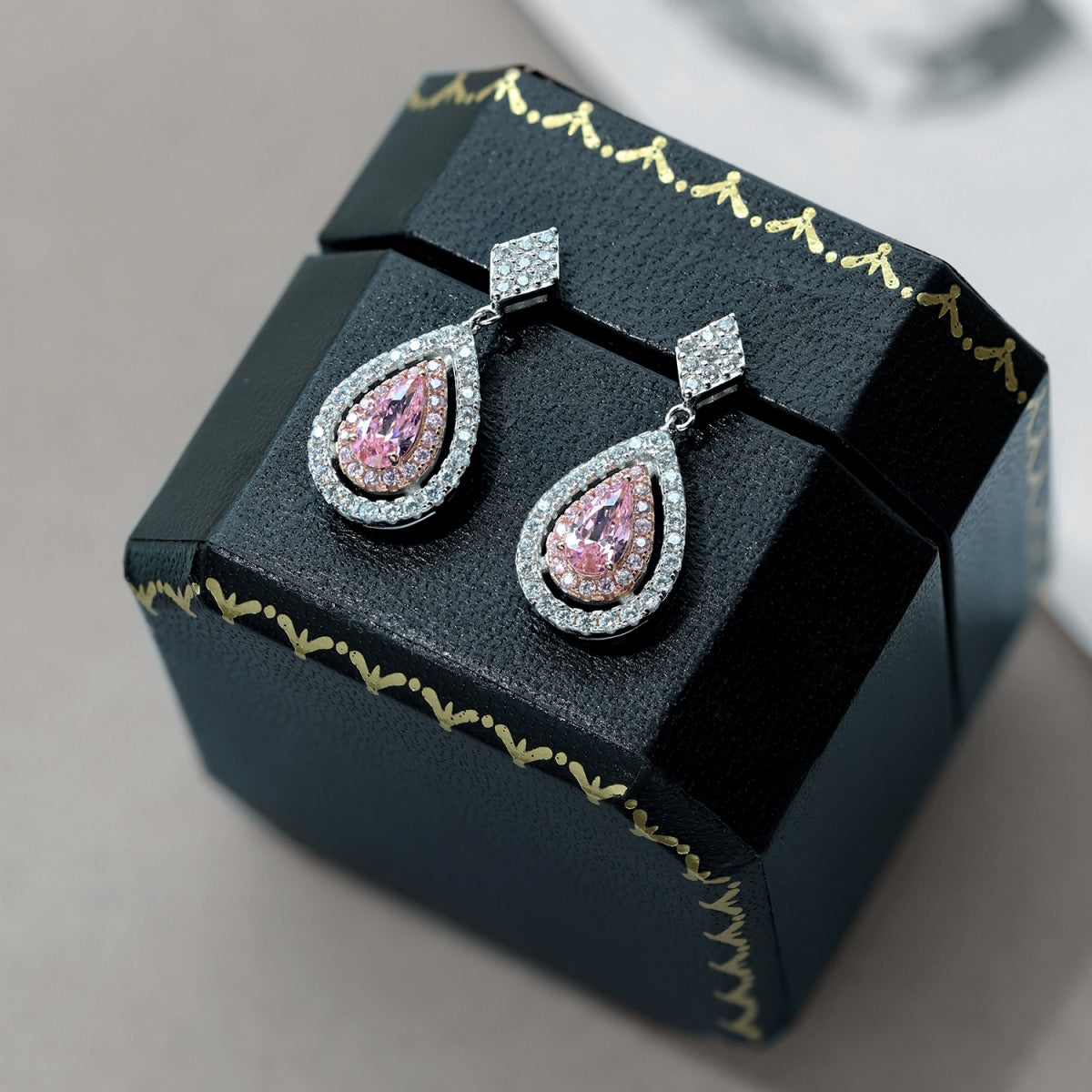 [LORA]Ornate Delicate Water Drop Shape Banquet Earrings
