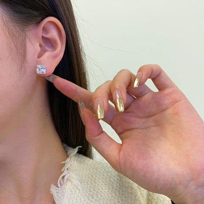 [LORA]Ornate Square Shape Earrings