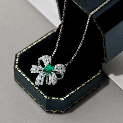 [LORA]Luxurious Flower Shape Emerald Cut Necklace
