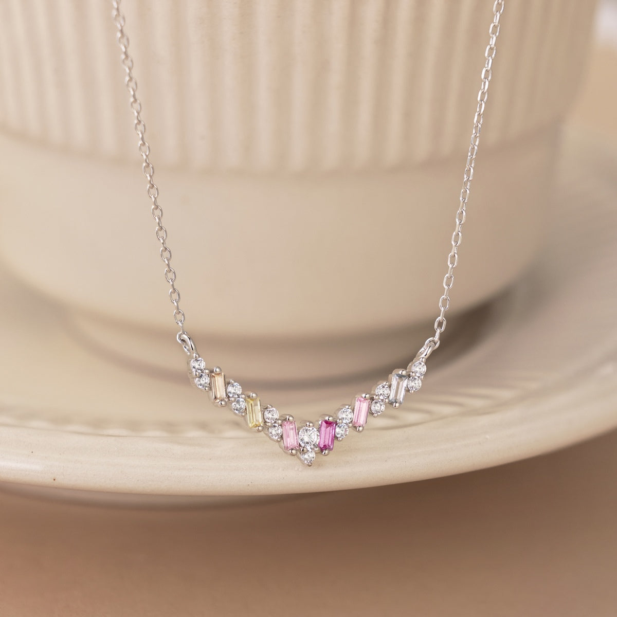 [LORA]Dazzling Rainbow Necklace