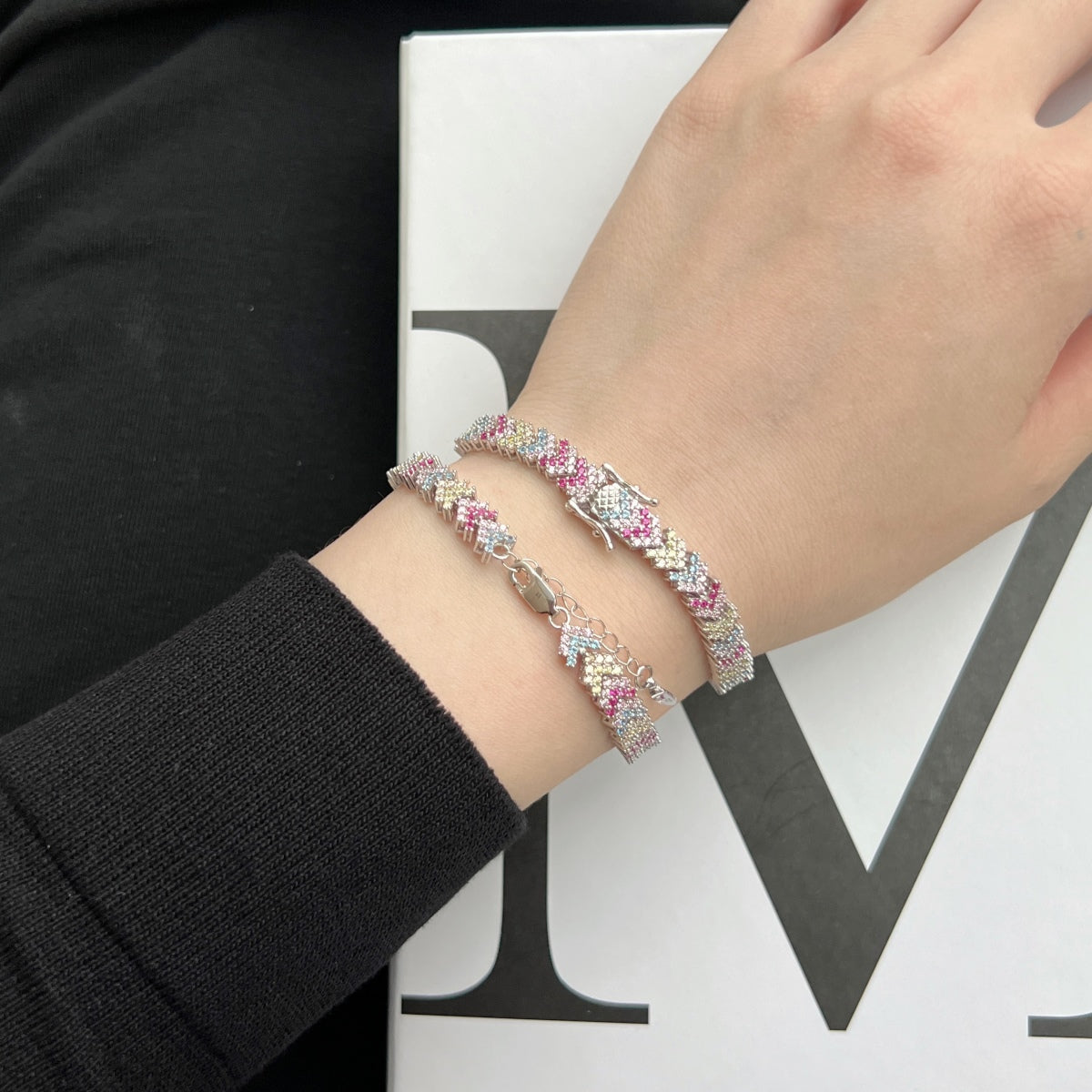 [LORA]Ornate Sparkling Round Cut Party Bracelet
