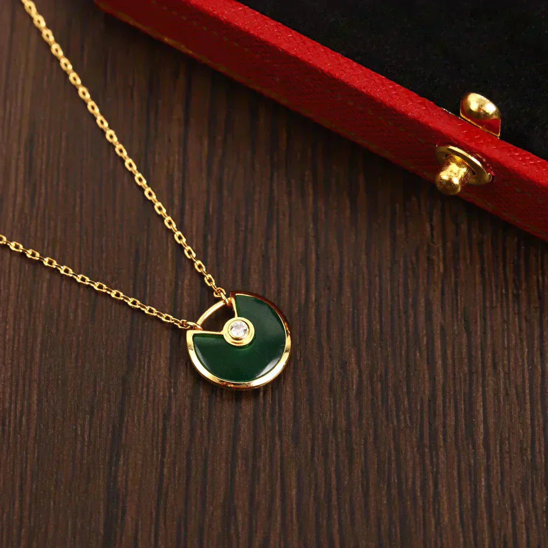 [LORA]AMULETTE GOLD MALACHITE NECKLACE