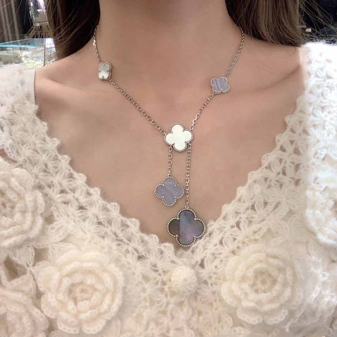[LORA]CLOVER MOP CHALCEDONY NECKLACE SILVER 6 MOTIF