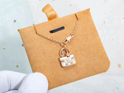 [LORA]AMULETTE PEDANT ROSE GOLD NECKLACE