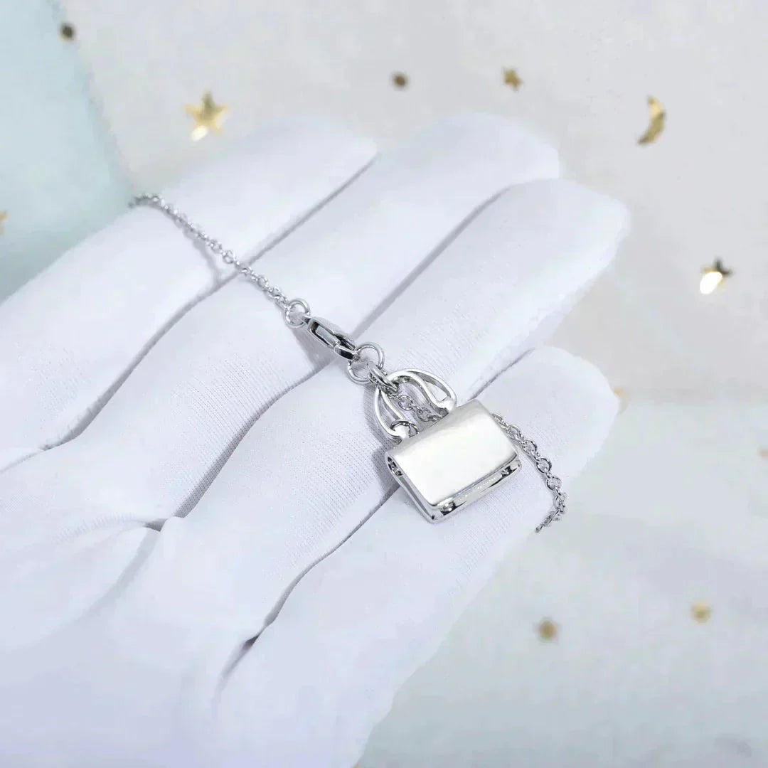 [LORA]AMULETTE PEDANT SILVER NECKLACE