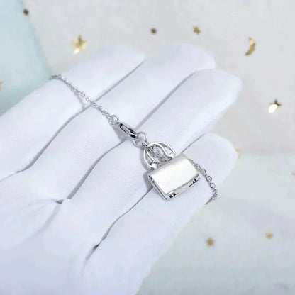 [LORA]AMULETTE PEDANT SILVER NECKLACE