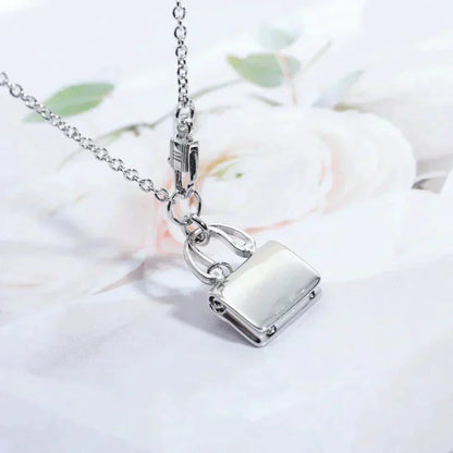 [LORA]AMULETTE PEDANT SILVER NECKLACE