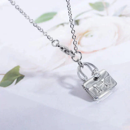 [LORA]AMULETTE PEDANT SILVER NECKLACE