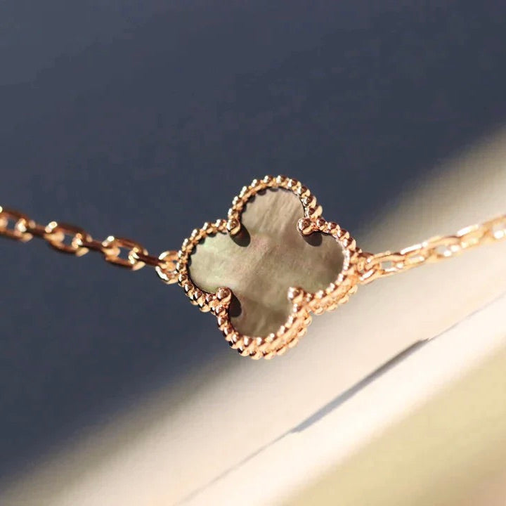 [LORA]CLOVER 20 MOTIFS LASER DIAMOND NECKLACE