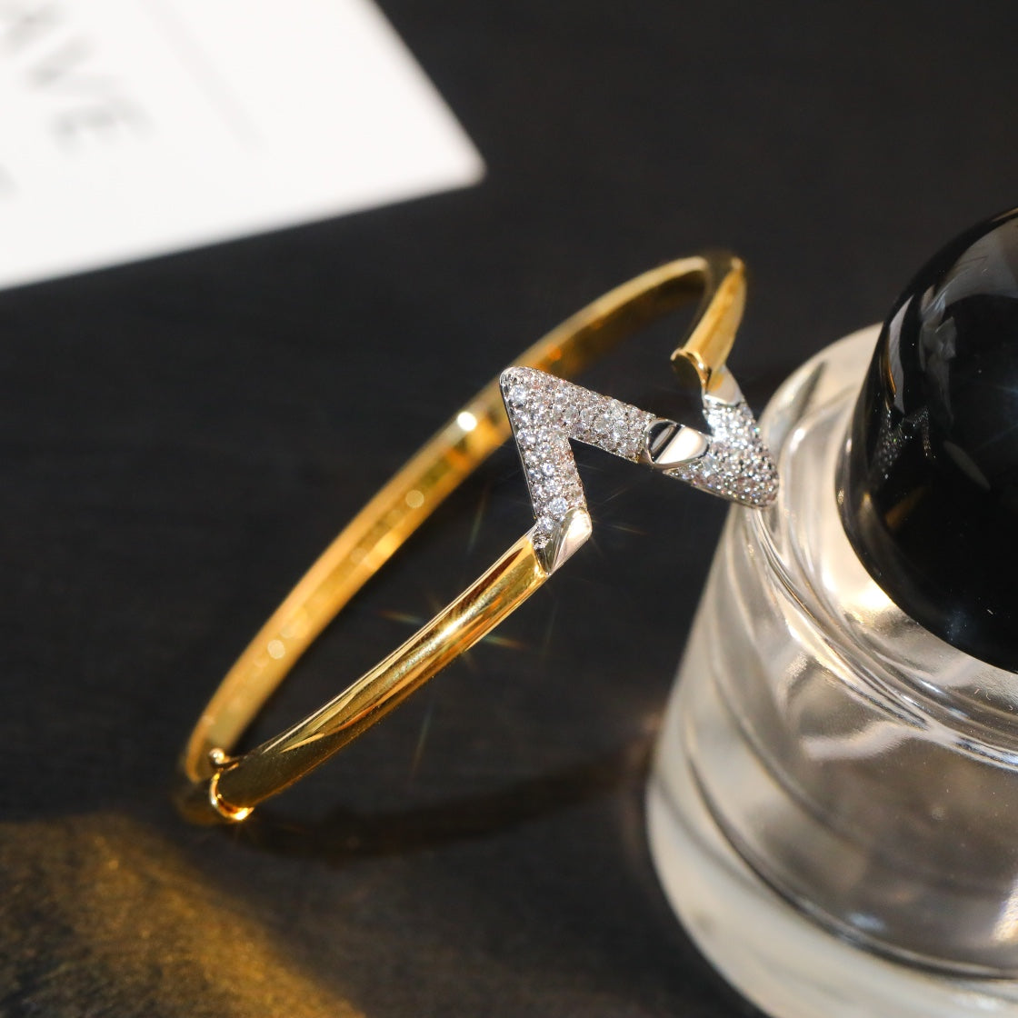 [LORA]VOLTE UPSITE DOWN GOLD DIAMOND BRACELET