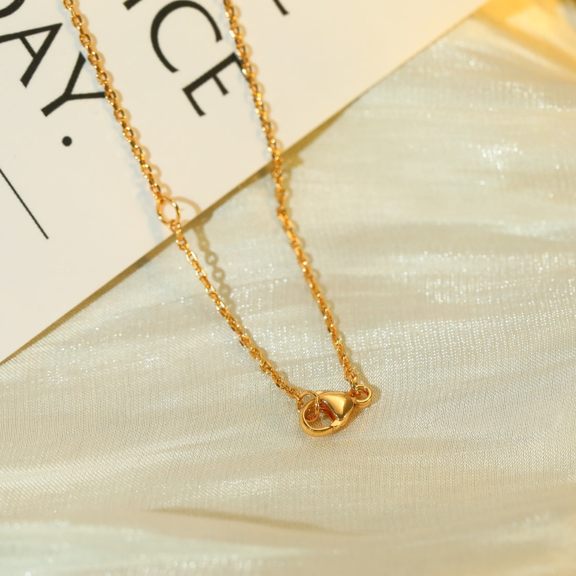 [LORA]VOLT SILVER DIAMOND PEDANT NECKLACE