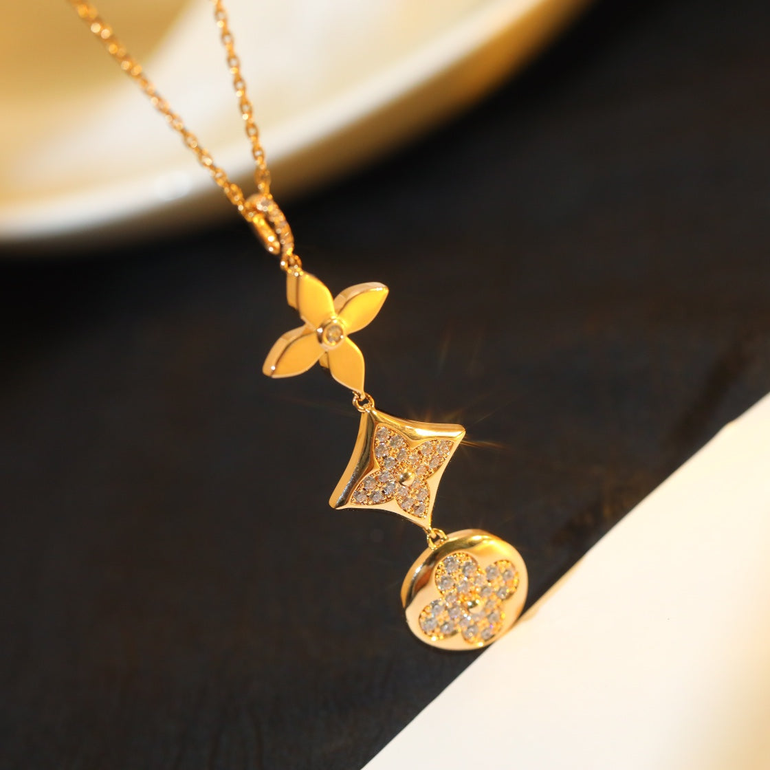 [LORA]STAR AND SUN DIAMOND PINK GOLD NECKLACE