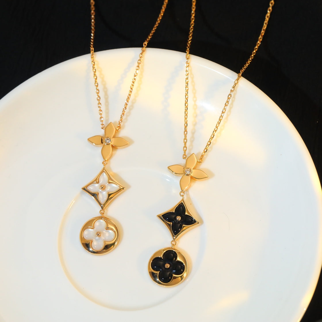[LORA]STAR AND SUN ONYX PINK GOLD NECKLACE