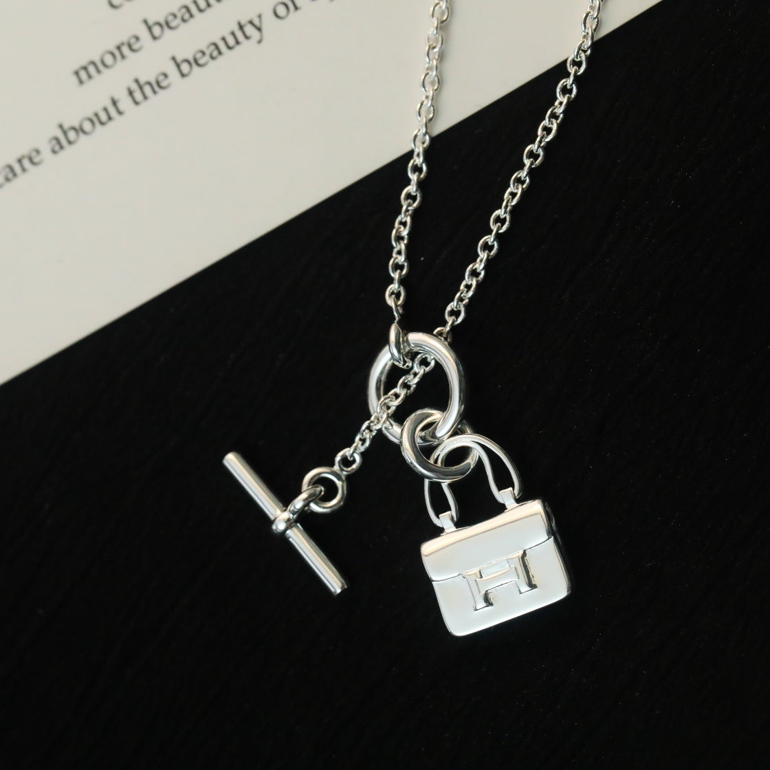 [LORA]POP H PEDANT SILVER NECKLACE