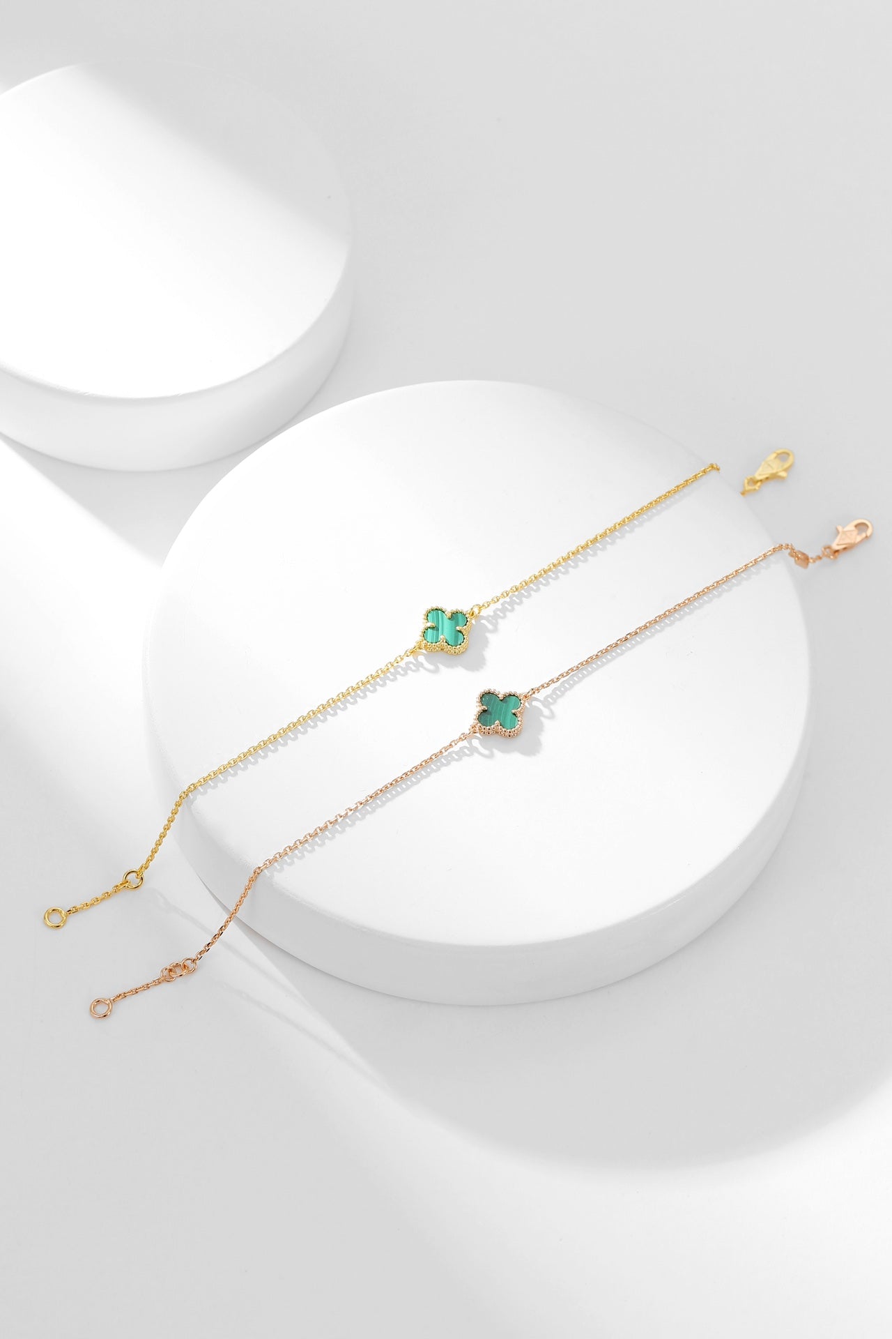 [LORA]CLOVER BRACELET MALACHITE 1 MOTIF