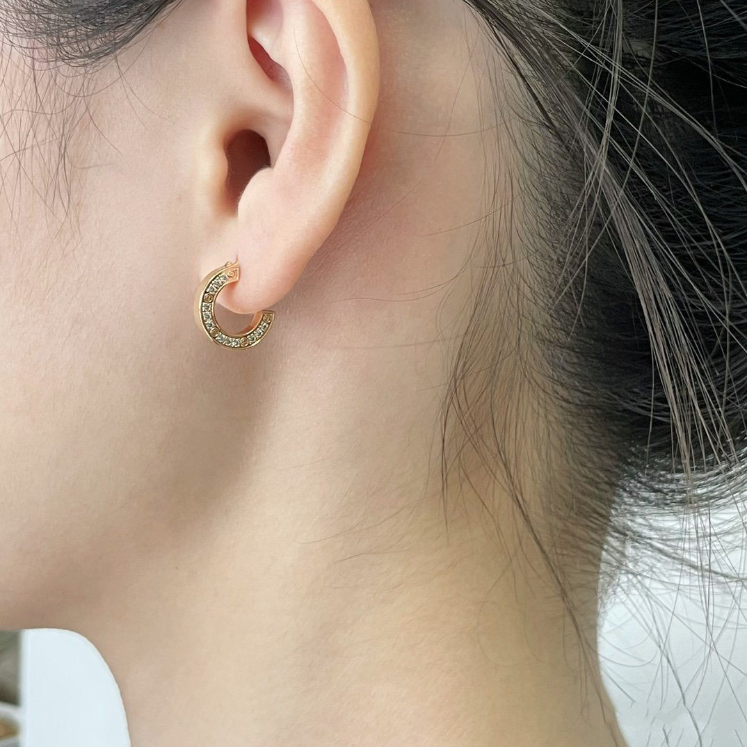 [LORA]LOVE DIAMOND EARRINGS