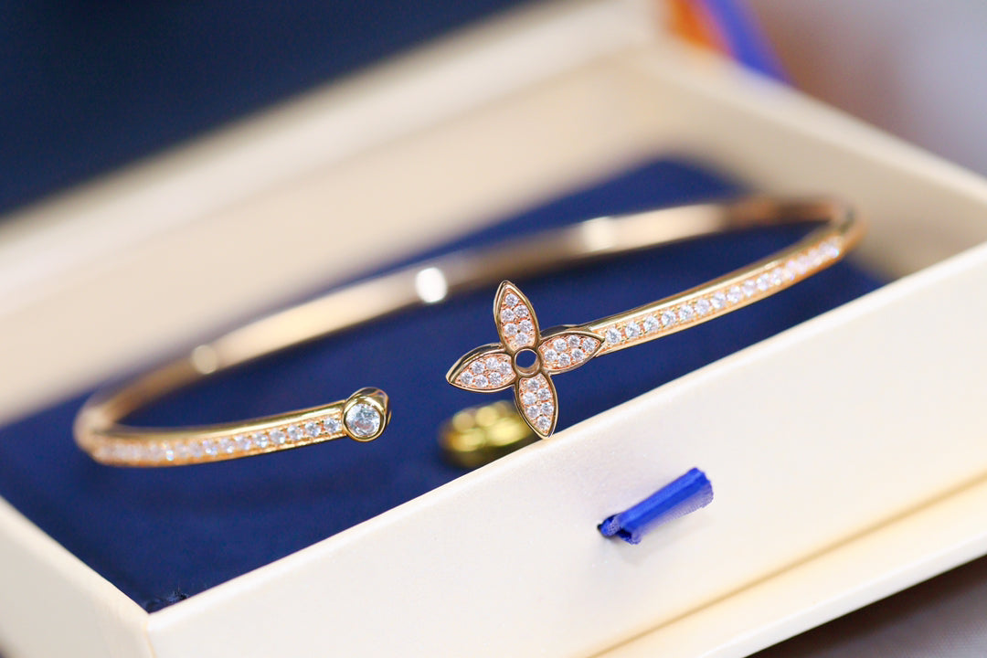 [LORA]IDYLLE PINK GOLD OPEN BRACELET DIAMOND PAVED