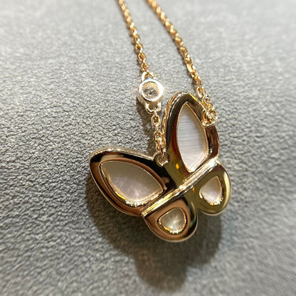 [LORA]BUTTERFLY MOP DIAMOND NECKLACE