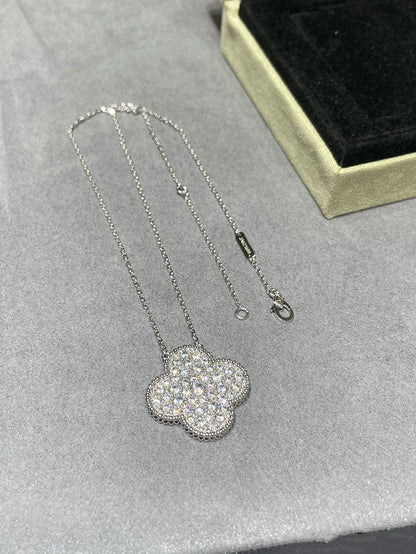 [LORA]CLOVER 25MM LARGE PENDANT DIAMOND PAVED SILVER NECKLACE