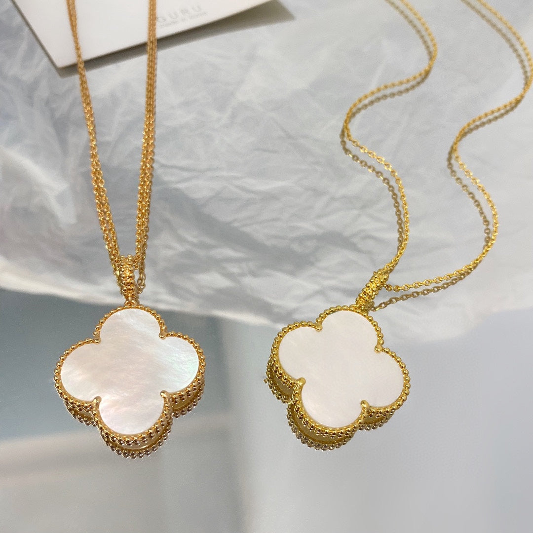 [LORA]CLOVER 25MM MOP LARGE PENDANT NECKLACE