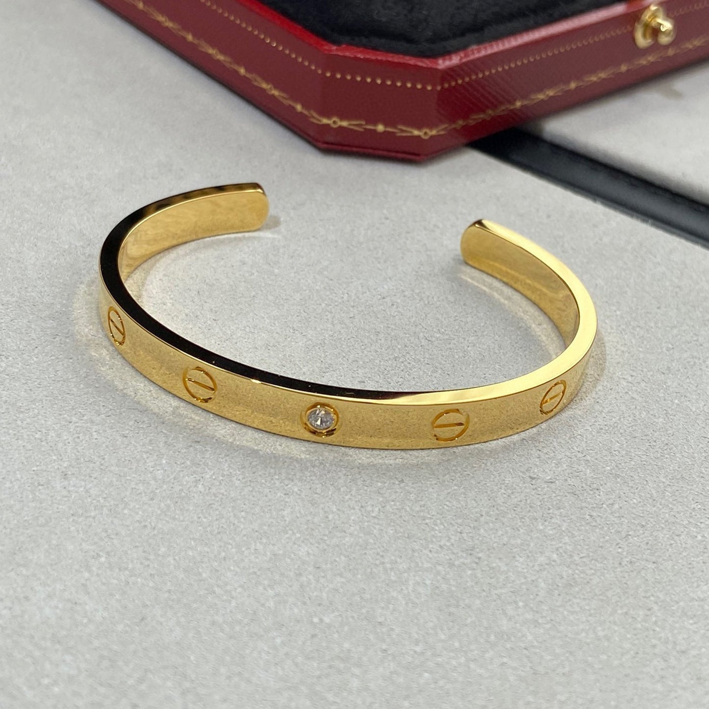 [LORA]LOVE BRACELET 6.1MM 1 DIAMOND OPEN CUFF