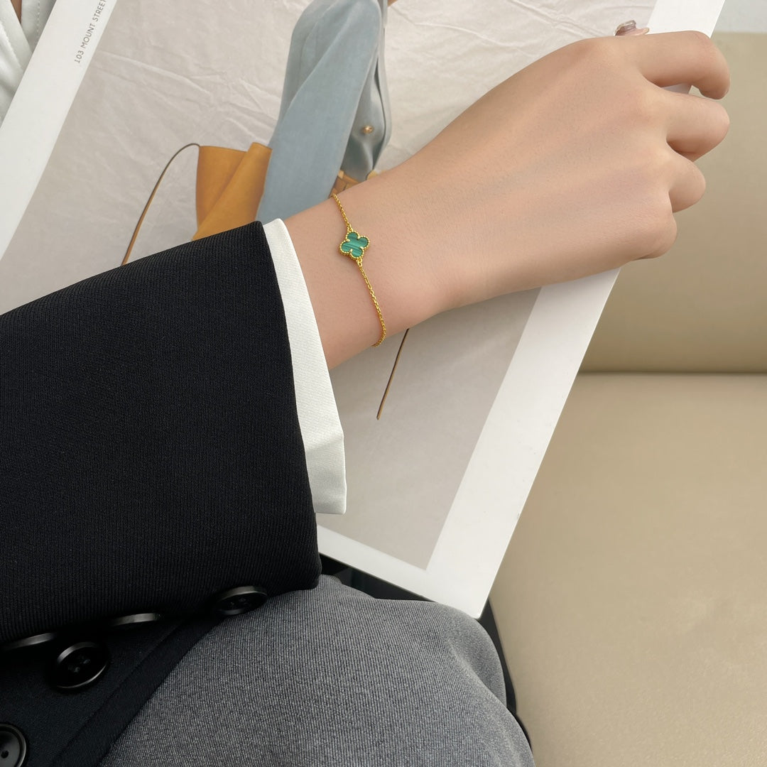 [LORA]CLOVER BRACELET MALACHITE 1 MOTIF