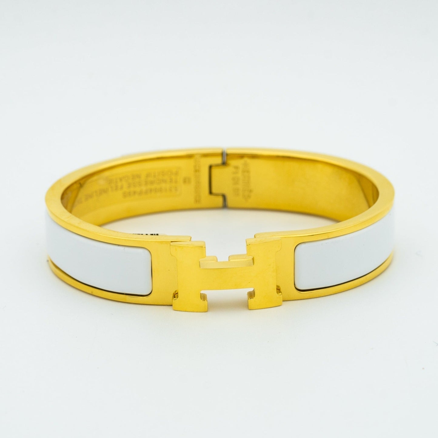 [LORA]H WHITE BRACELET