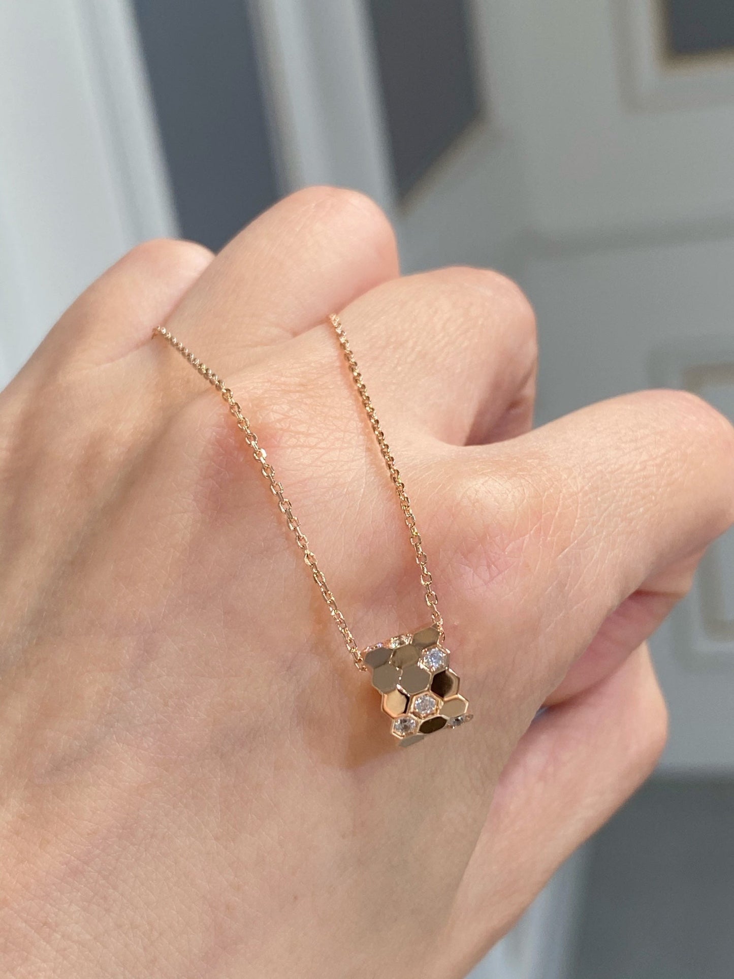 [LORA]BEE LOVE DIAMOND NECKLACE
