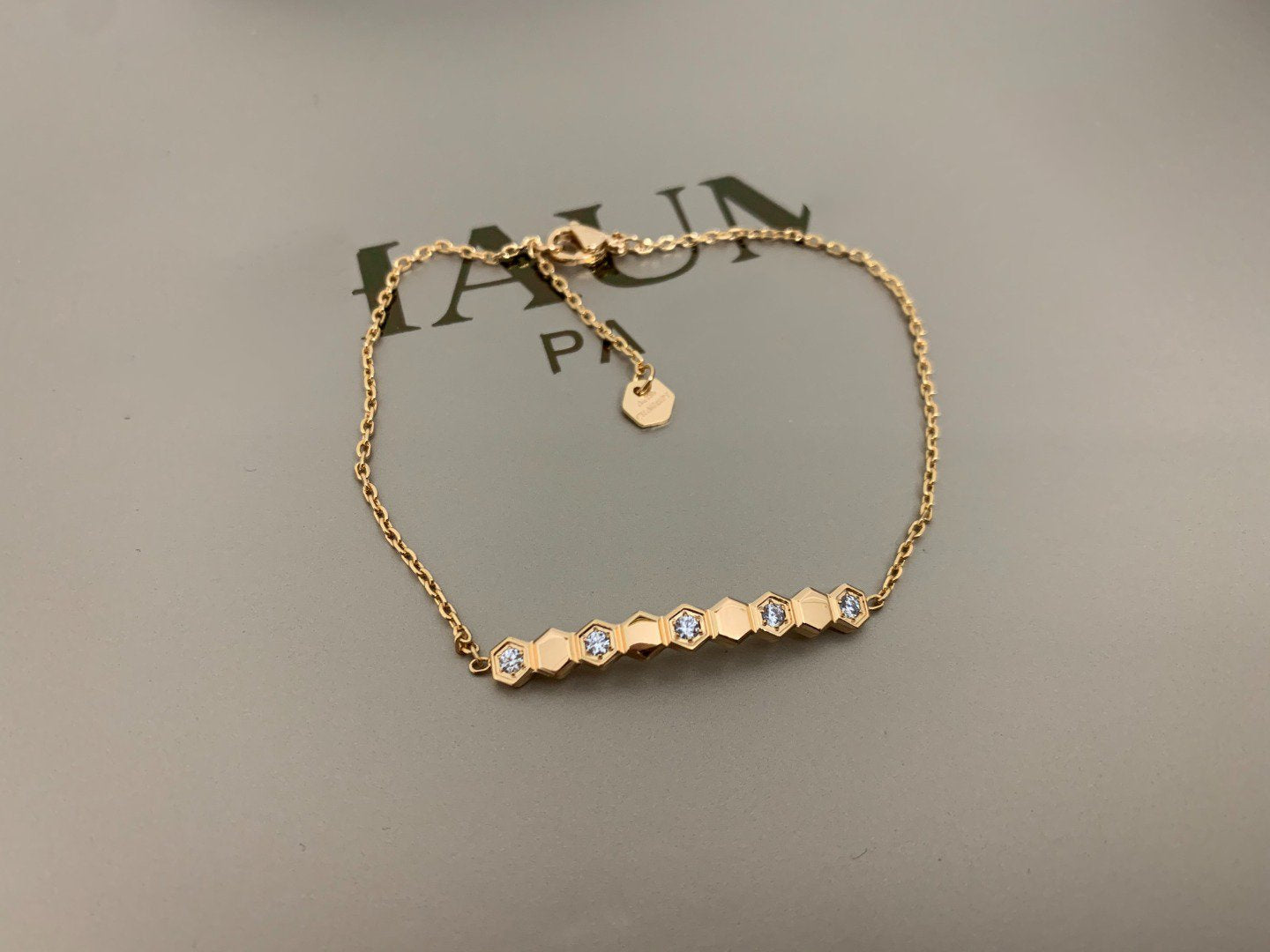[LORA]BEE LOVE BRACELET DIAMOND
