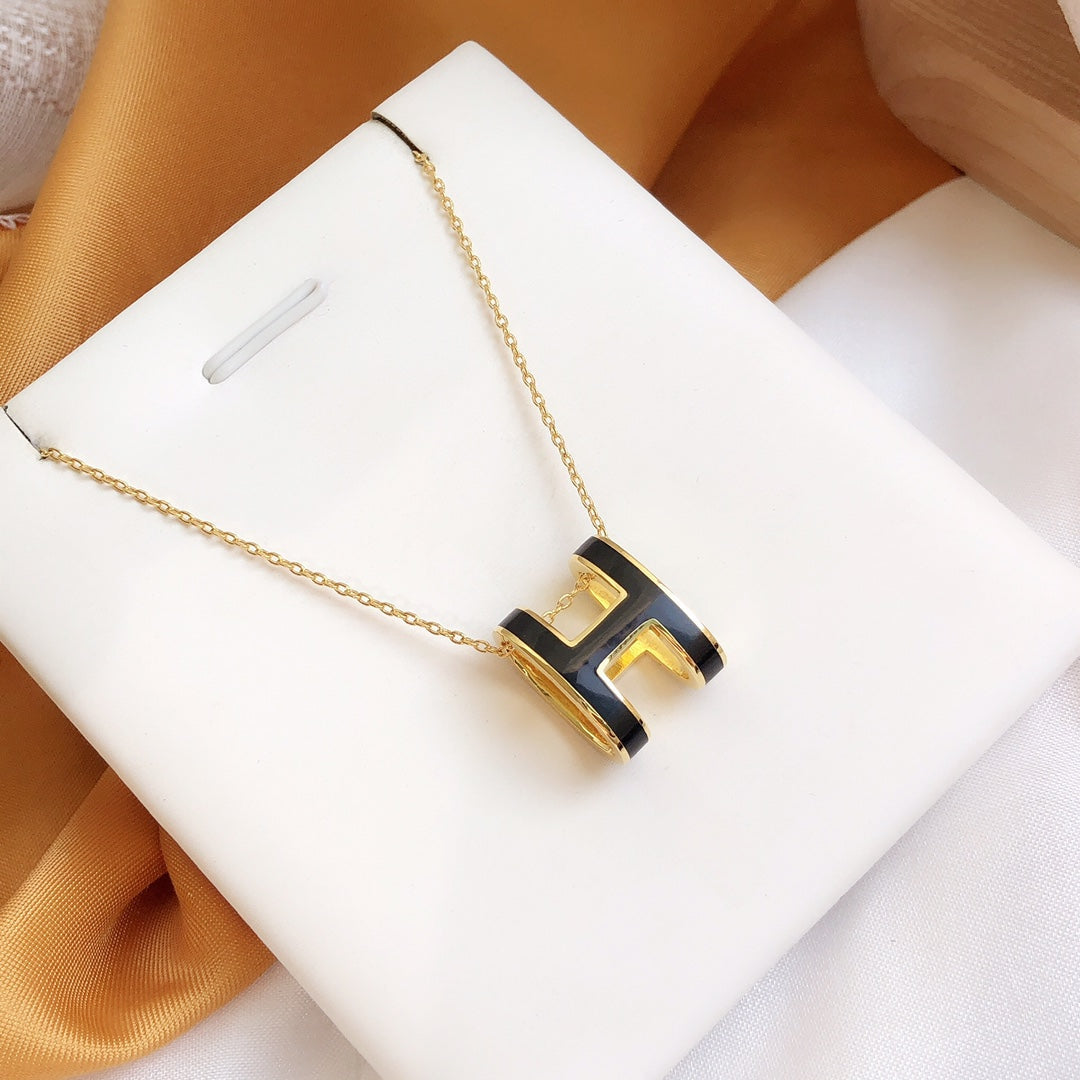 [LORA]HM CLIC BLACK ENAMEL GOLD NECKLACE