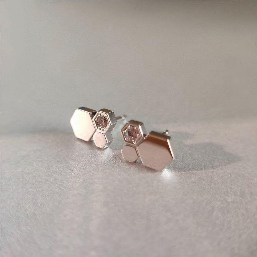 [LORA]BEE LOVE SILVER DIAMOND EARRINGS