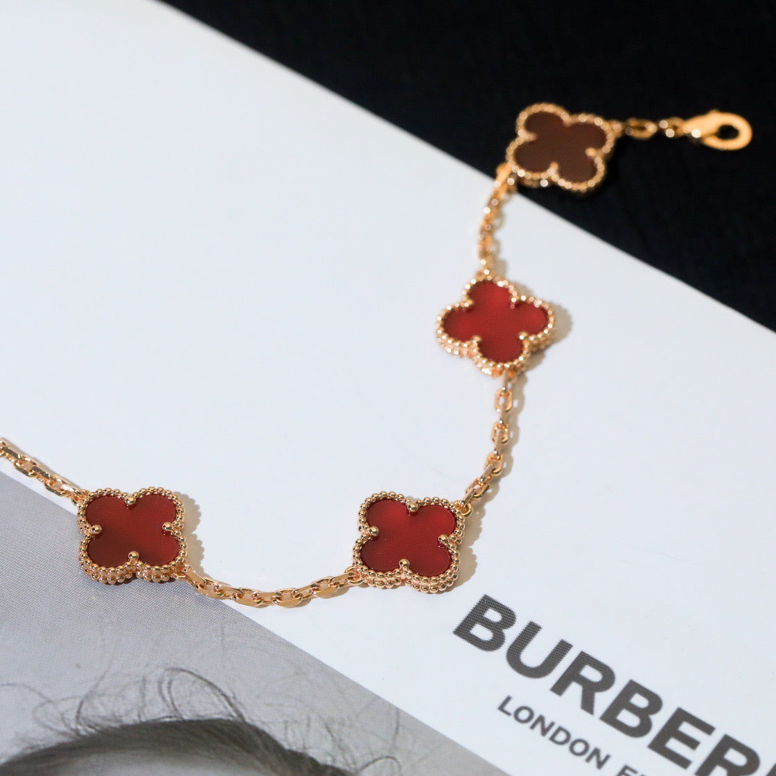[LORA]CLOVER 5 MOTIFS RED AGATE  BRACELET