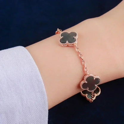 [LORA]CLOVER 5 MOTIF GRAY MOP  BRACELET