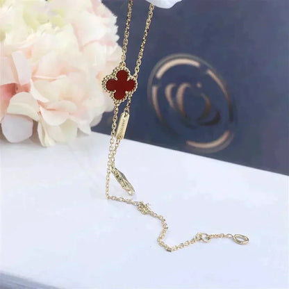 [LORA]CLOVER  CARNELIAN SINGLE FLOWER BRACELET