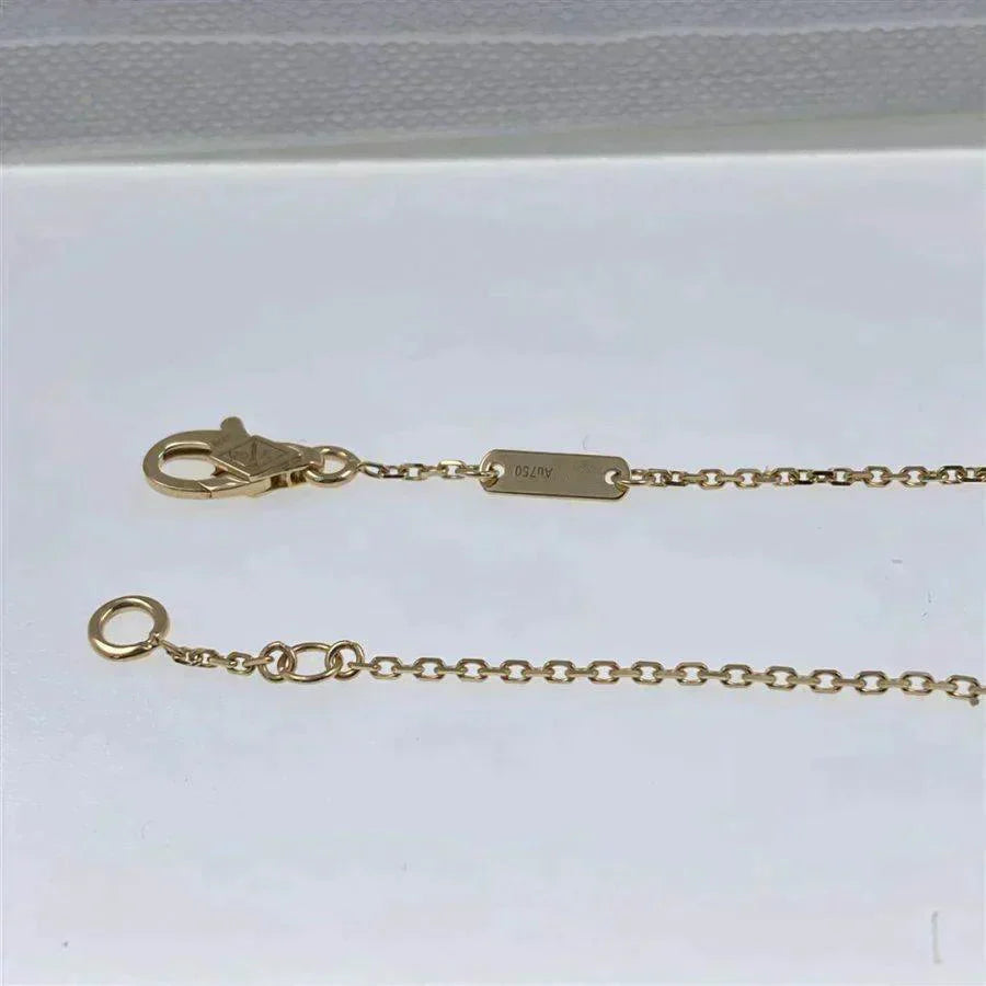 [LORA]CLOVER  CARNELIAN SINGLE FLOWER BRACELET